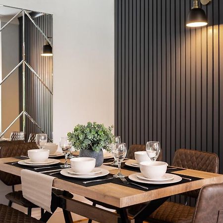 Large Luxury Solihull House - The Residence - Close To Nec - Sleeps 9 Екстериор снимка